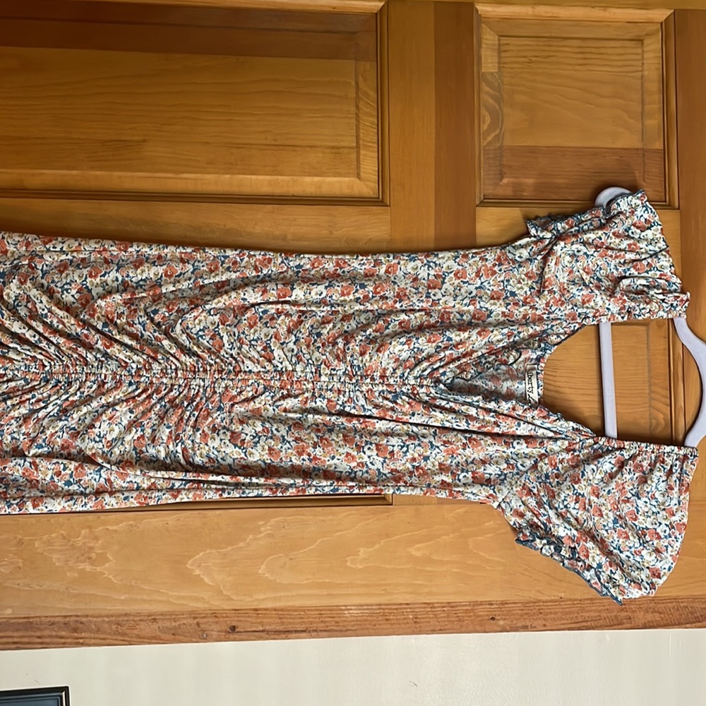 Dress medium - Picture 3 of 3